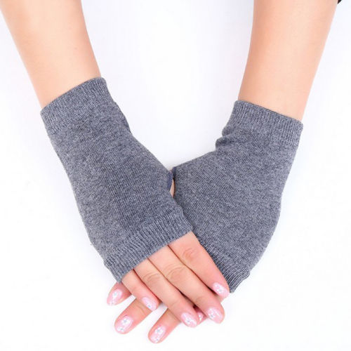 Women Stylish Hand Warmer Winter Gloves